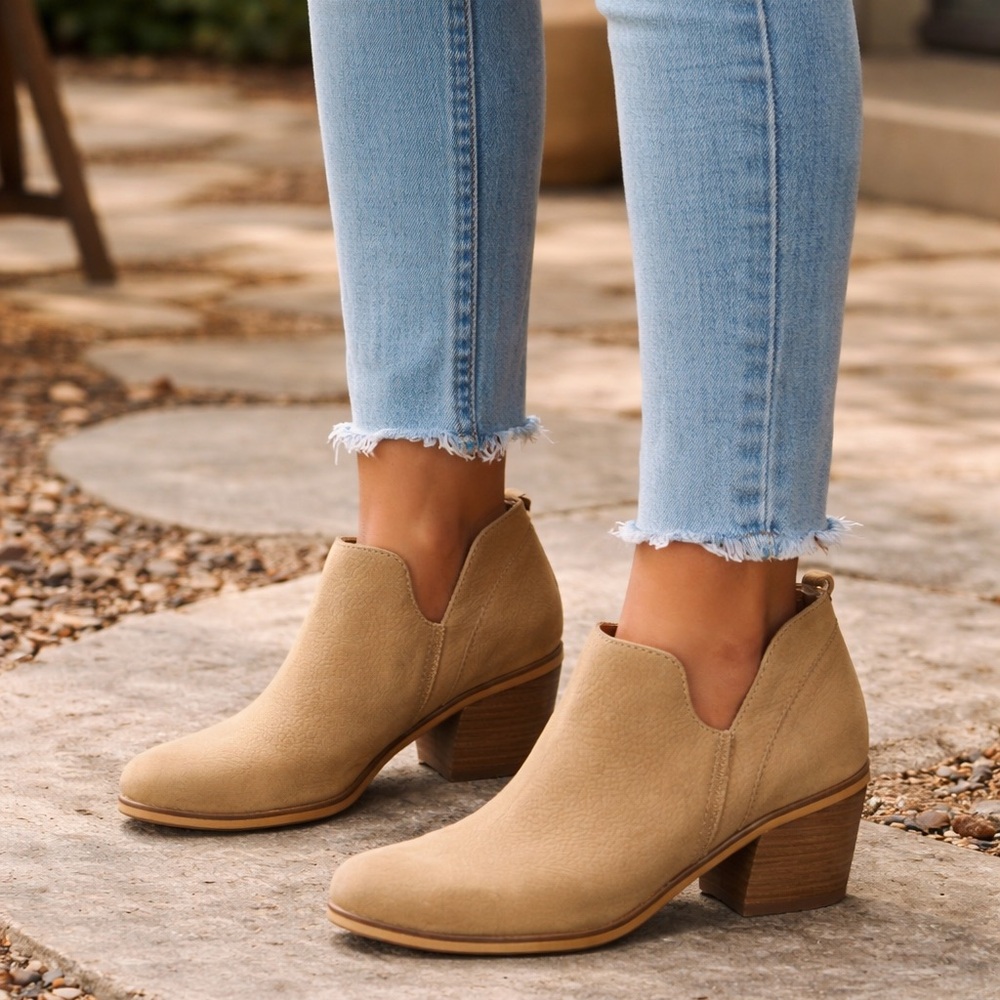 Lucky Brand Venna Leather Ankle Booties Tan Western Block Heel Size 7.5